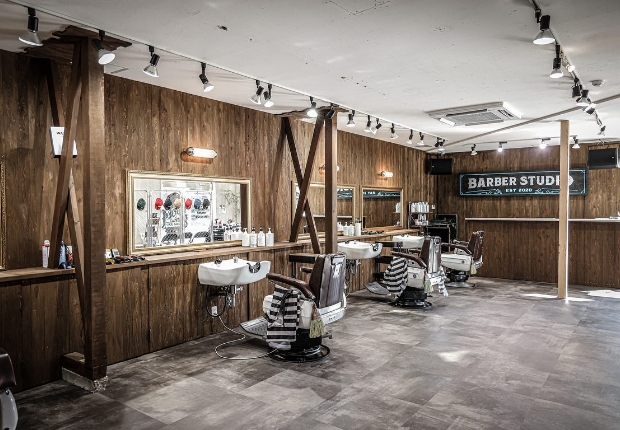 staff_Local Barber MOGE